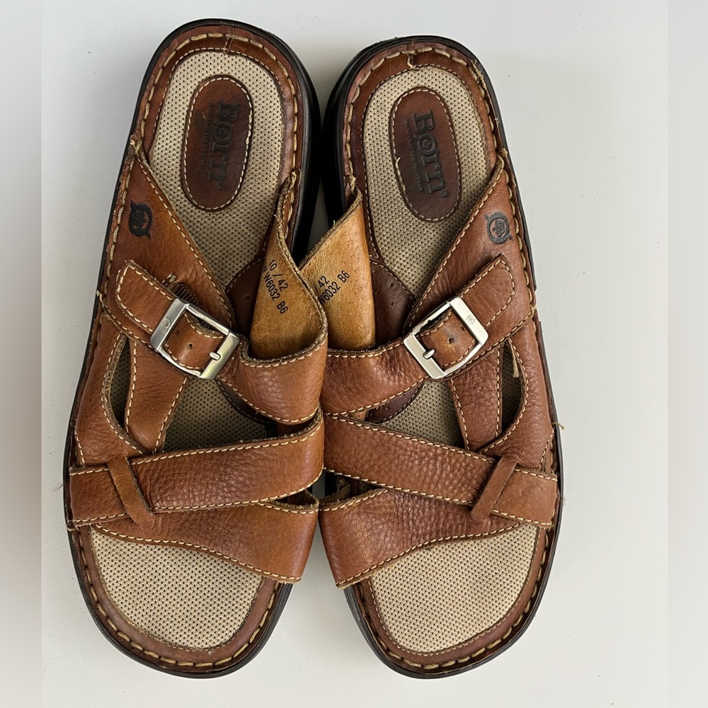 Born leather sandals